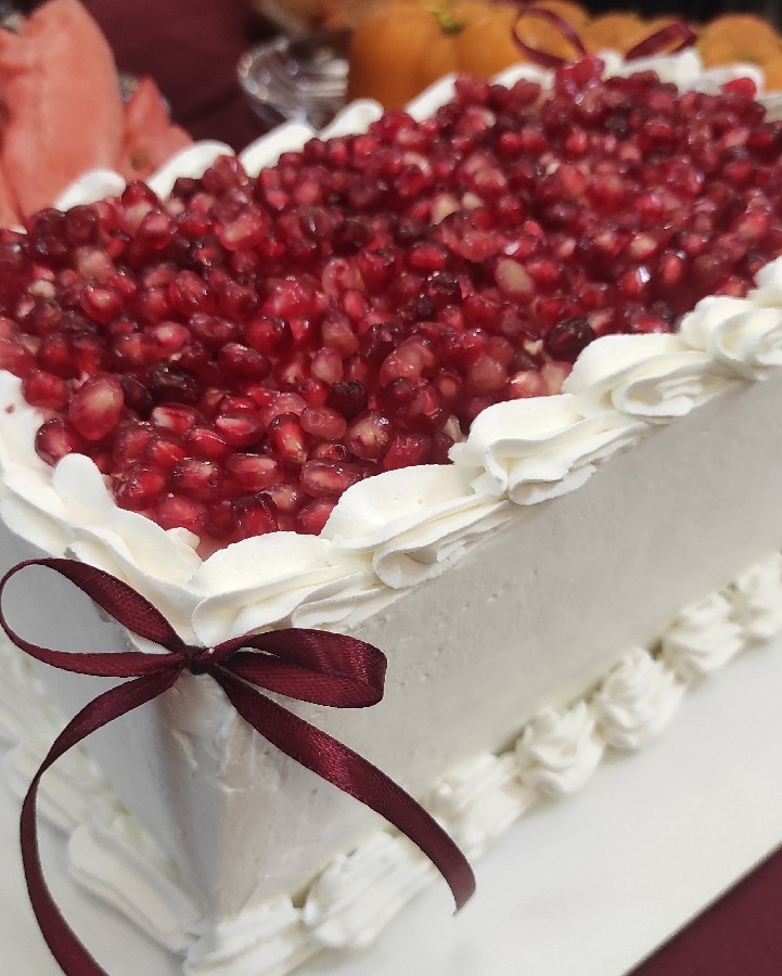 کیک شب یلدا