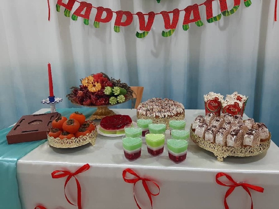 شب یلدای 1404 
دیزاین و هنر زنداداشا
بماند به یادگار??