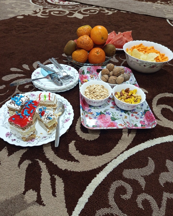 یلدای امشب خونه دوستم