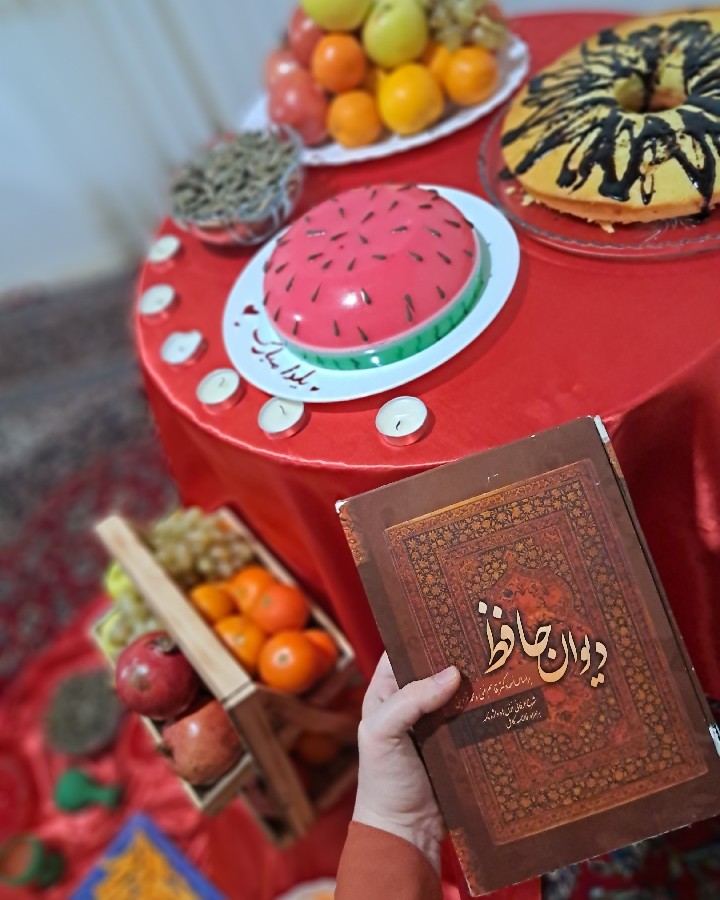 یلدای ۱۴۰۴?❄️☃️