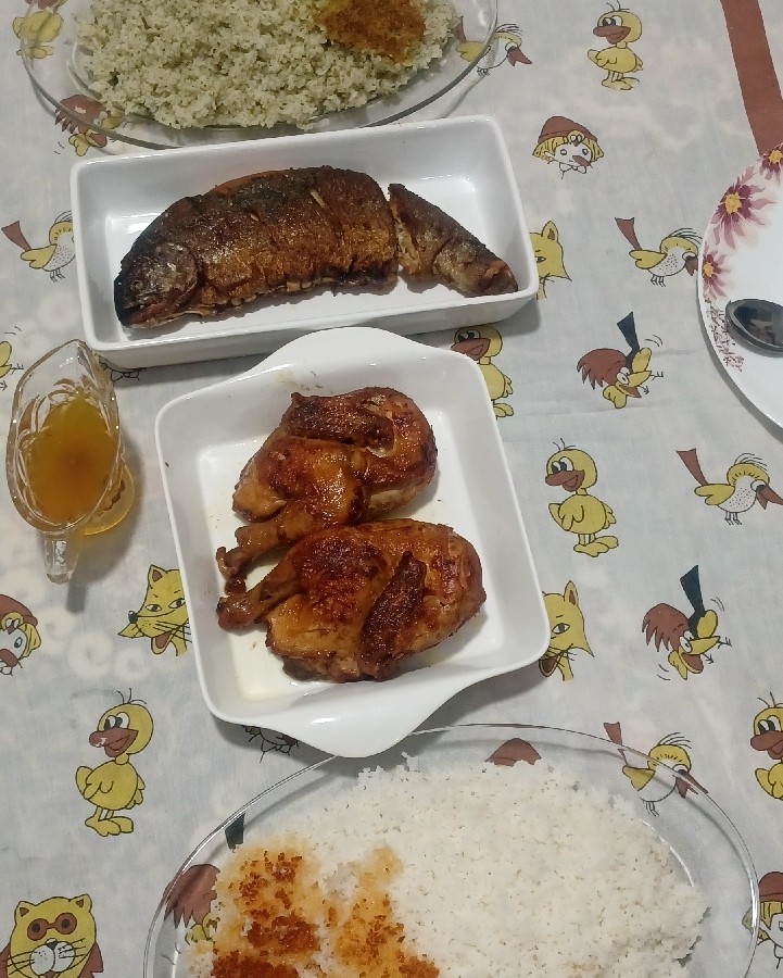 سفره شام شب یلدا من?