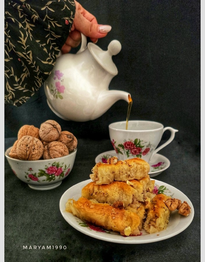 باقلوای گردویی