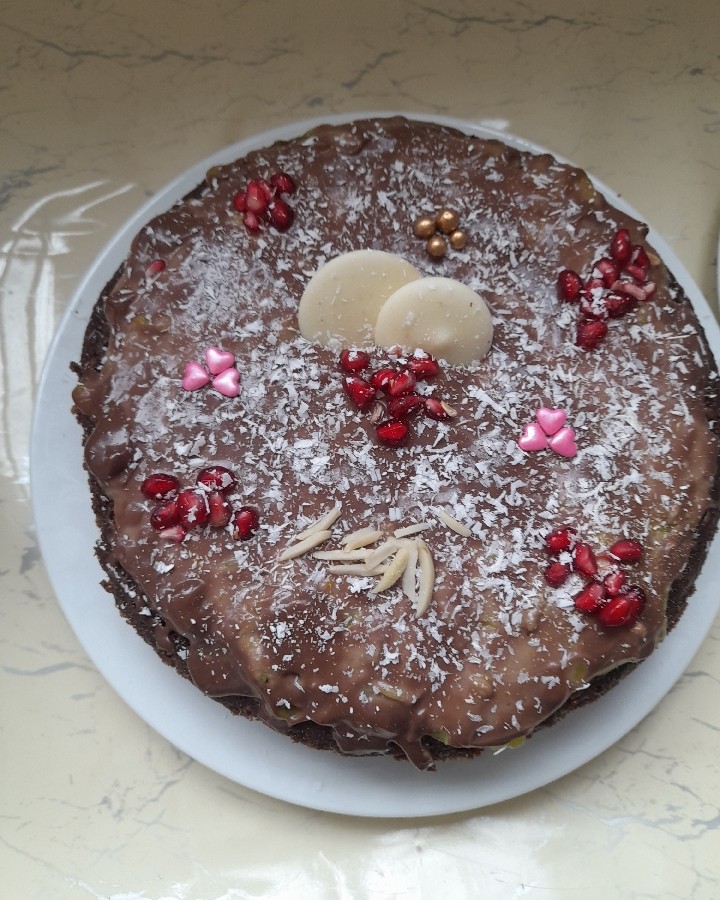 کيک کافی شاپی کیک چاکلت کاراملی