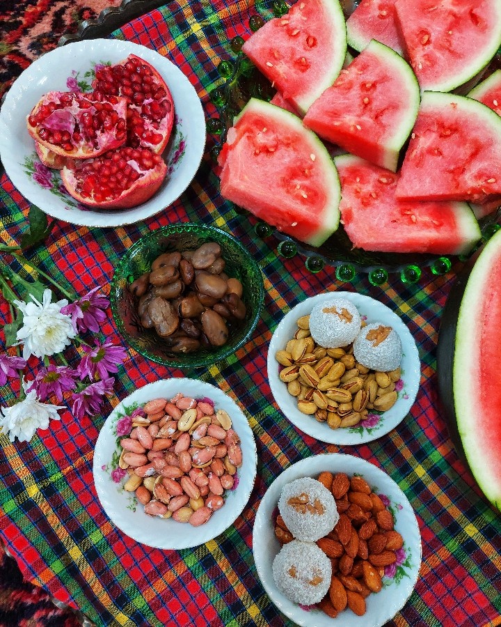 سینی یلدایی