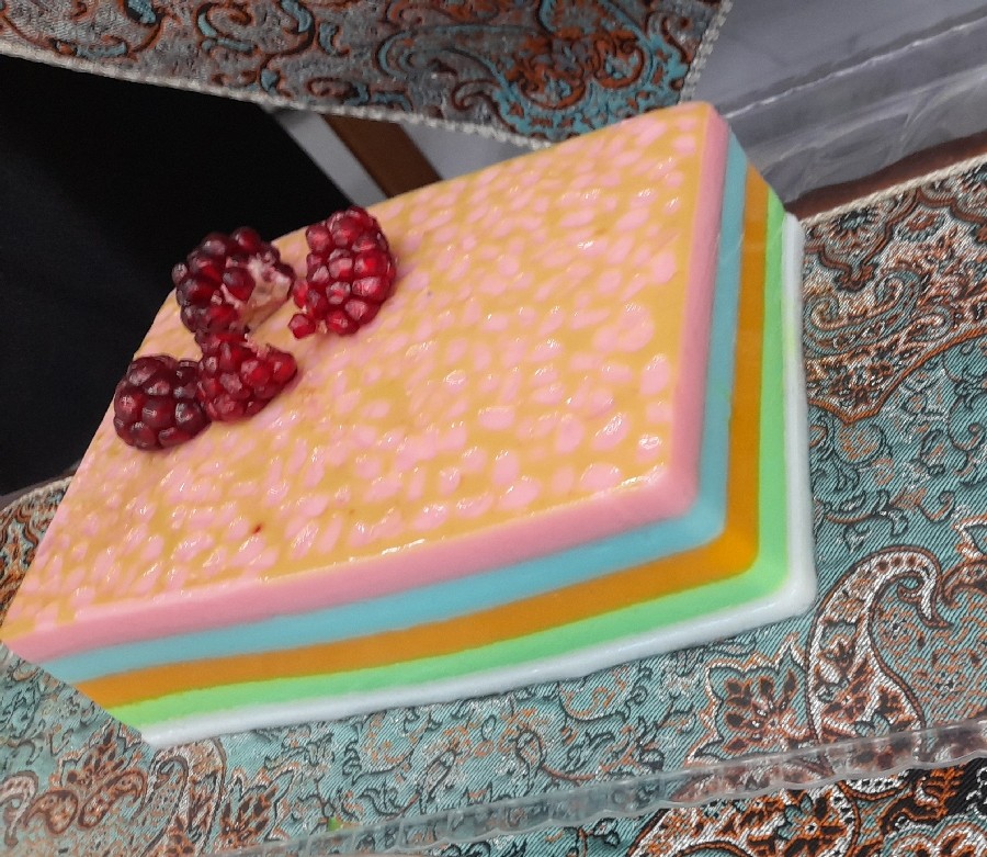 ژله ی چند رنگ 