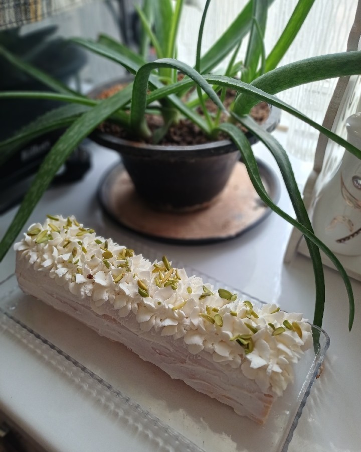 رولت خامه ای نارگیلی 