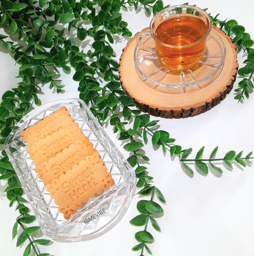 شیرینی پایه(بیسکوییت)