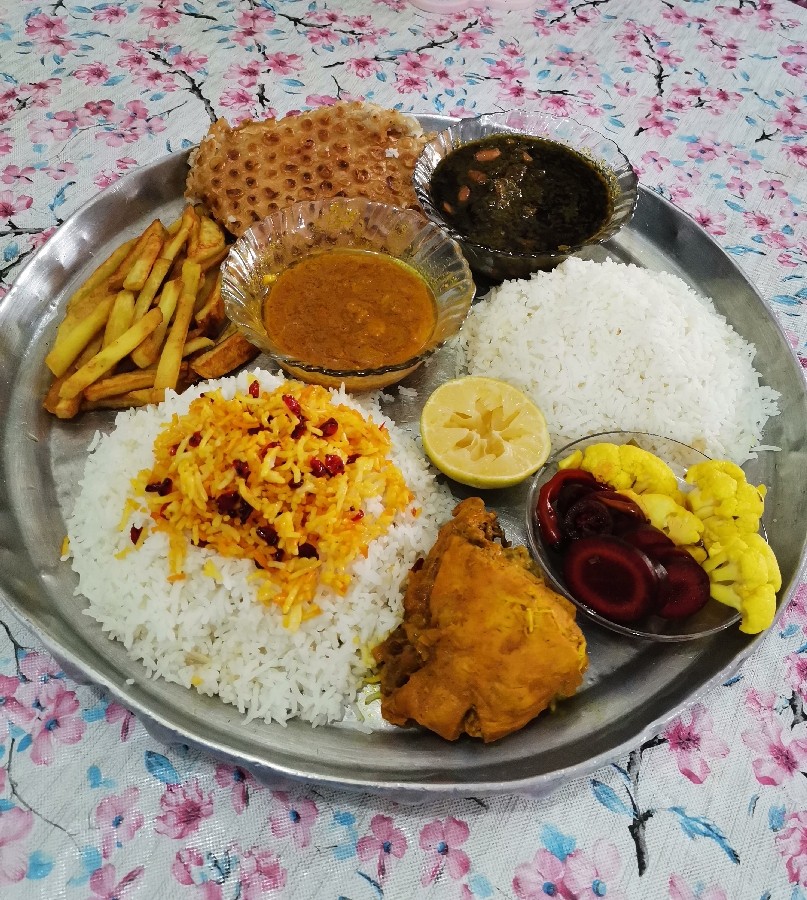 سینی غذا 404/10/5
آدینتون به شادکامی