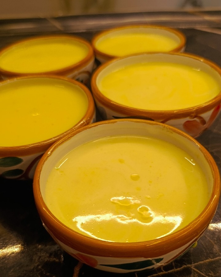 ماقوت زعفرونی