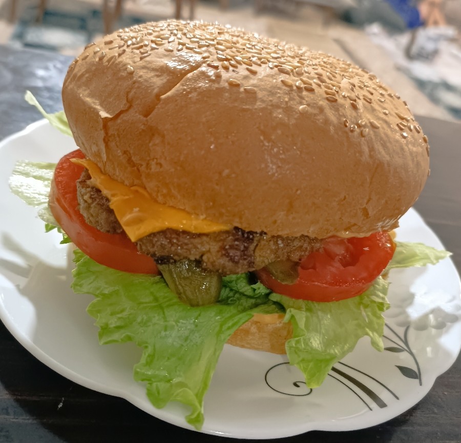 همبرگر خانگی