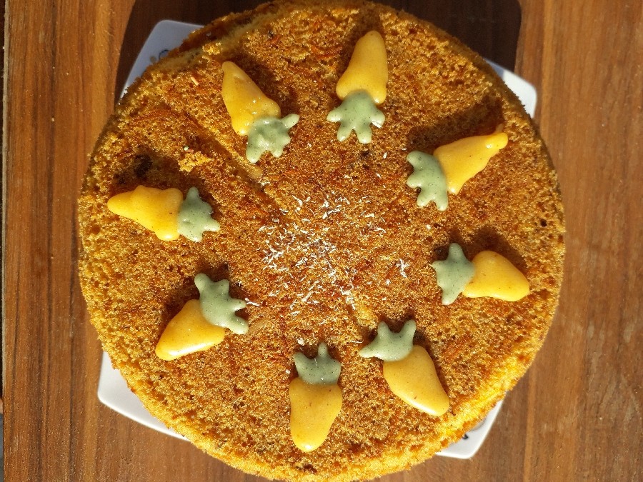 کیک هویج و گردو