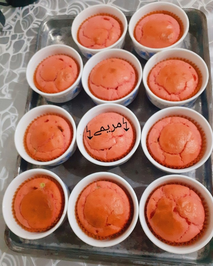 کیک اسفنجی ۳ تخم مرغی