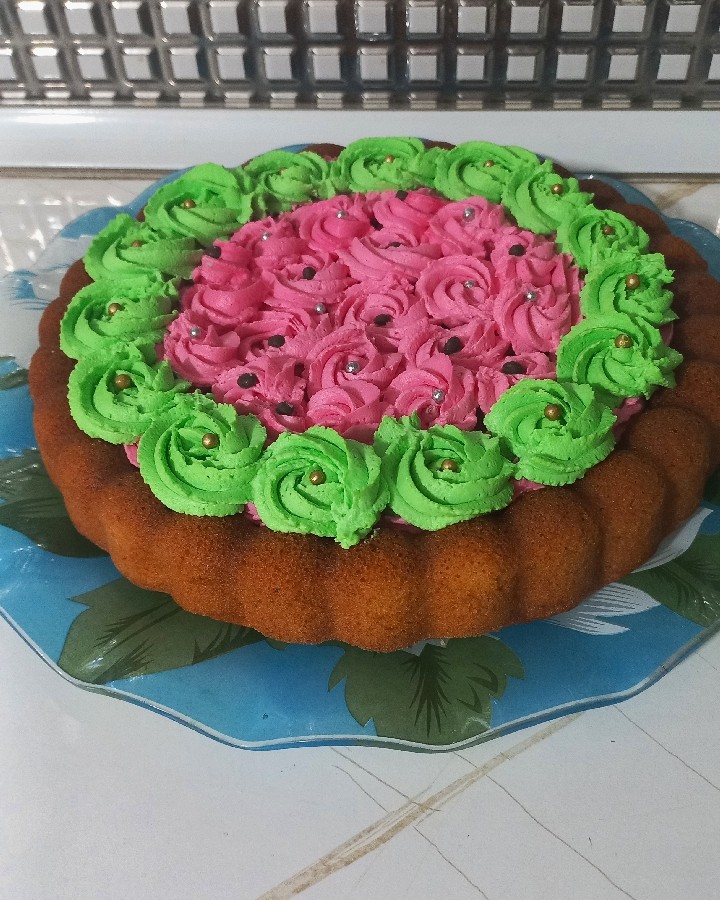 کیک هل وزعفران