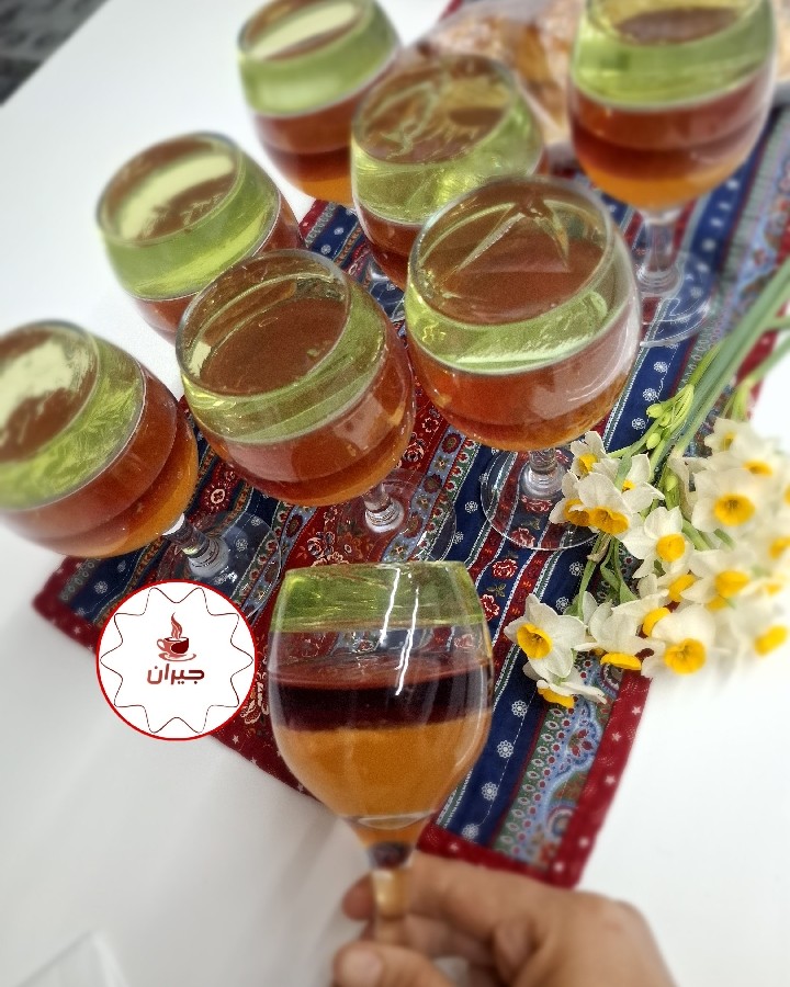 ژله میان تهی