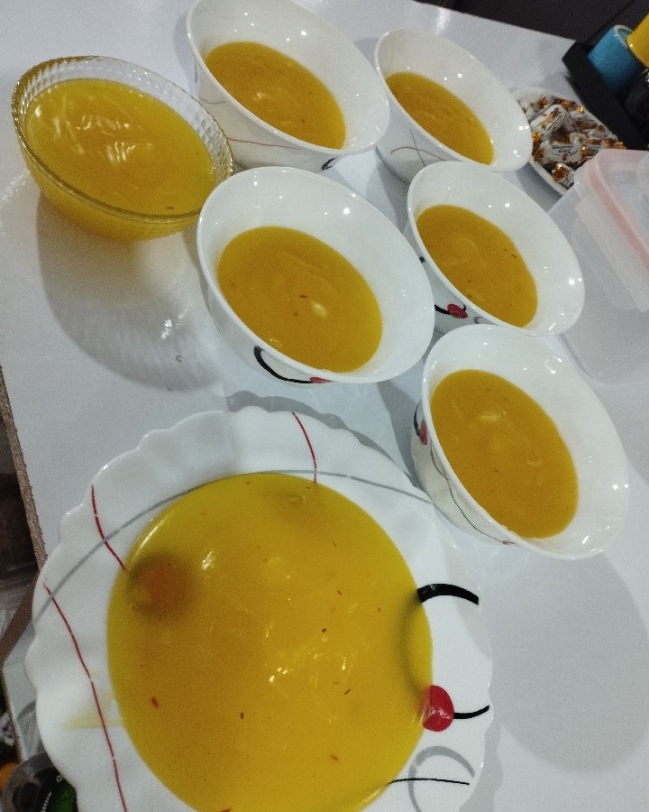 مسقطی زعفرانی