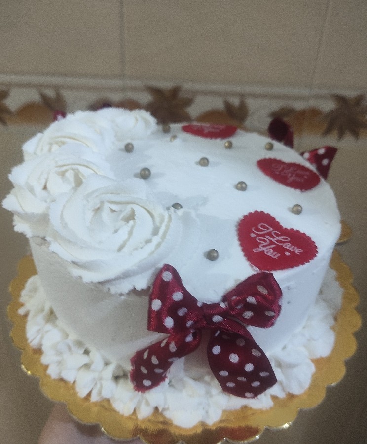 کیک اسفنجی قنادی