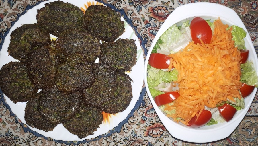 کوکو سبزی ؛ شام ساده # جاتون خالی دوستان خوبم #