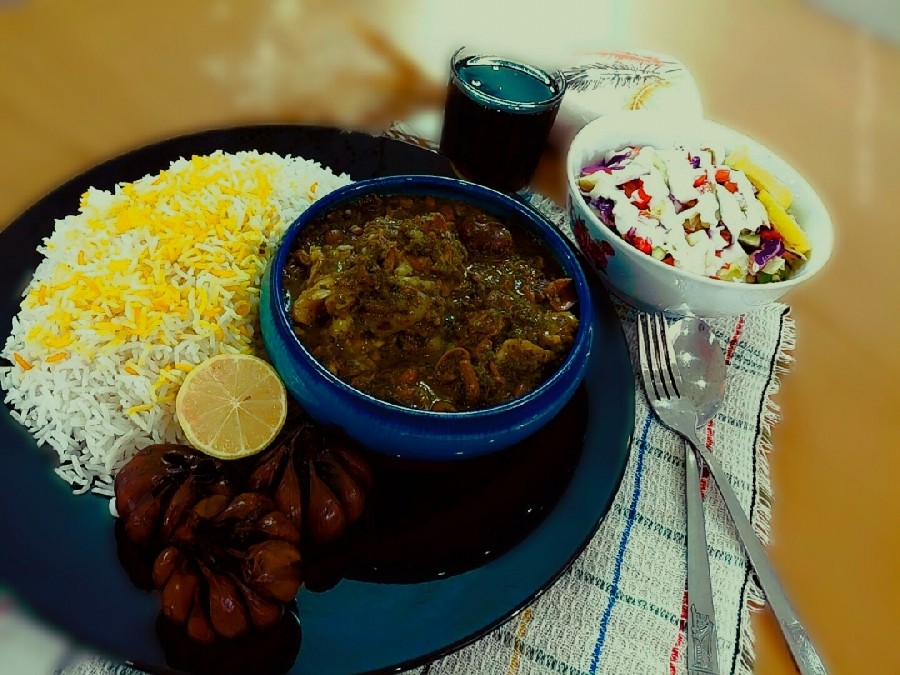خورشت قرمه سبزی