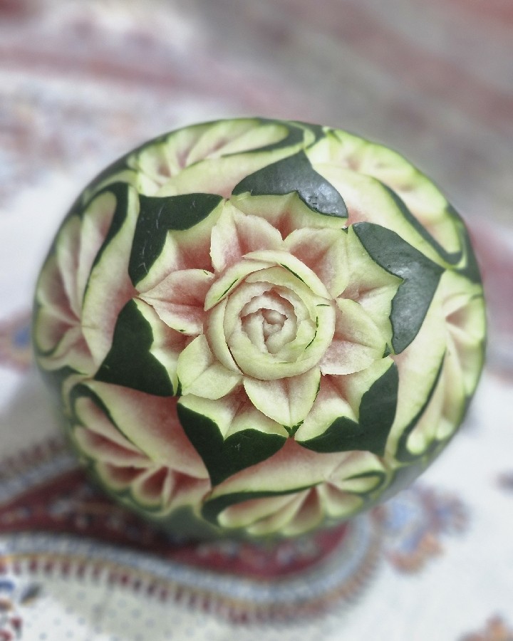 حکاکی هندوانه یلدا