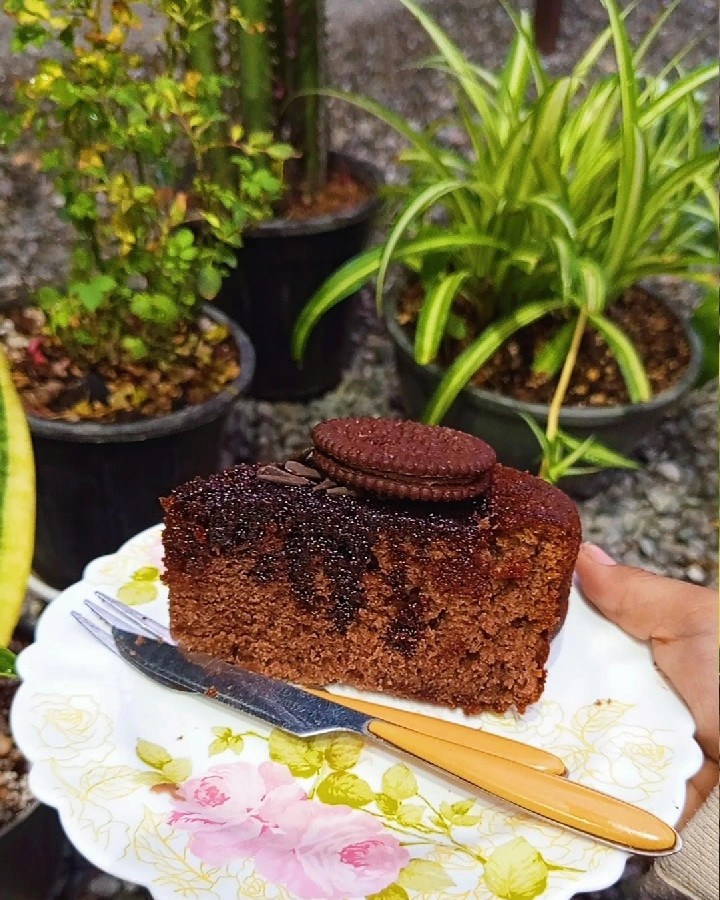 کیک قهوه با رویه سس قهوه 