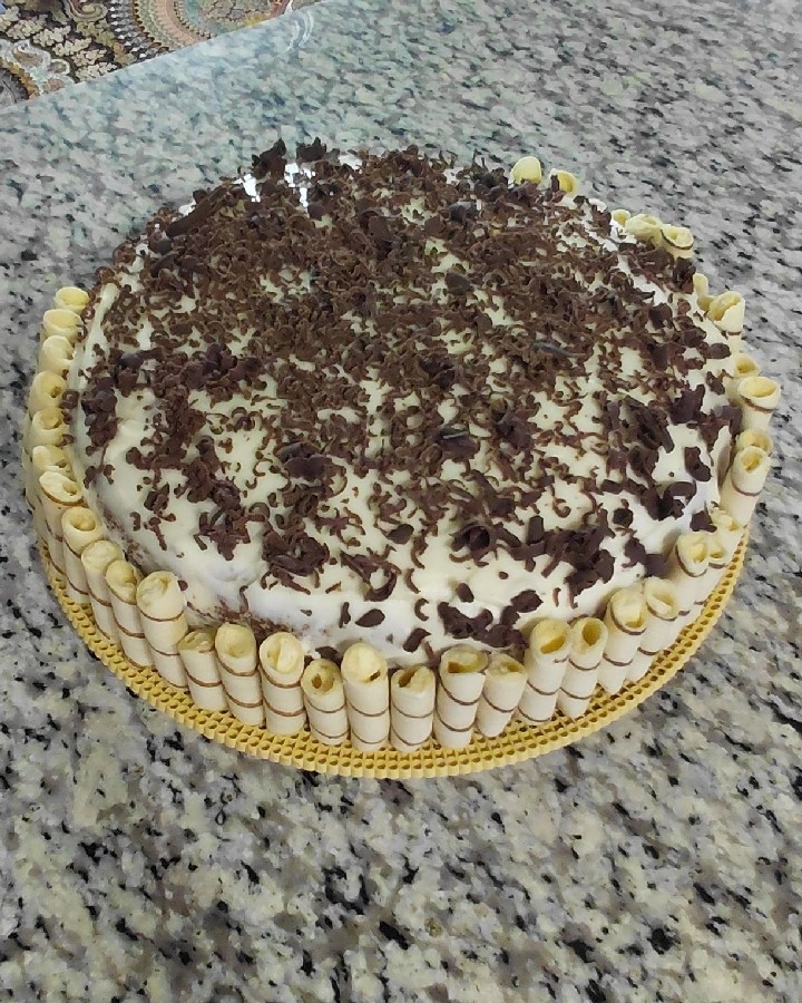 کیک شکلاتی خامه ای