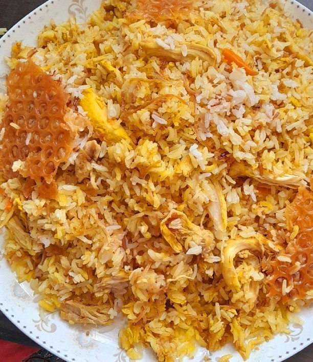 رشته پلو با مرغ