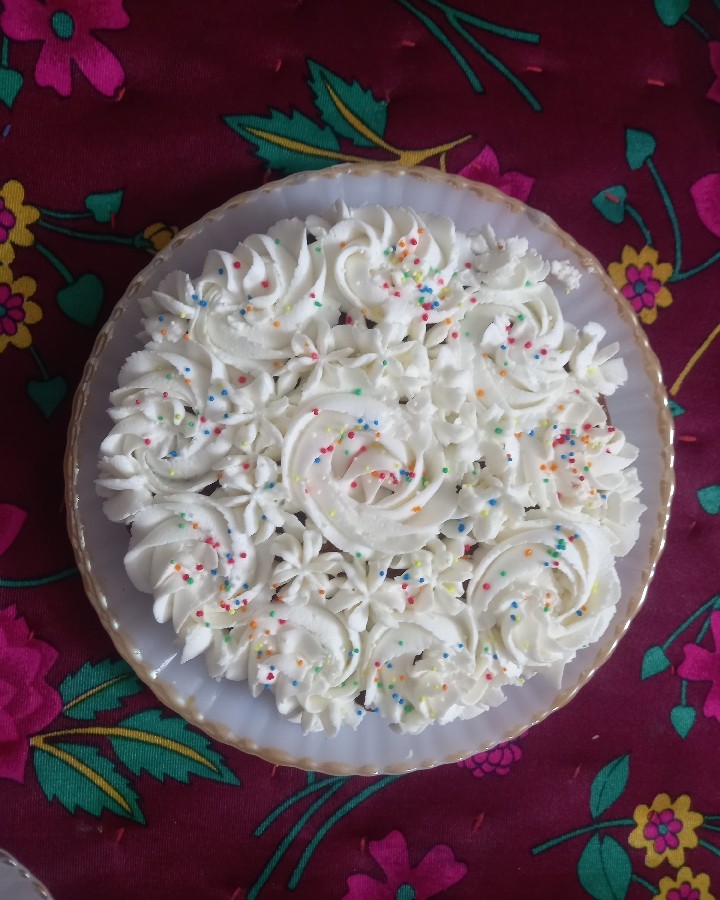 # کیک وانیلی 
#کیک روز مادر