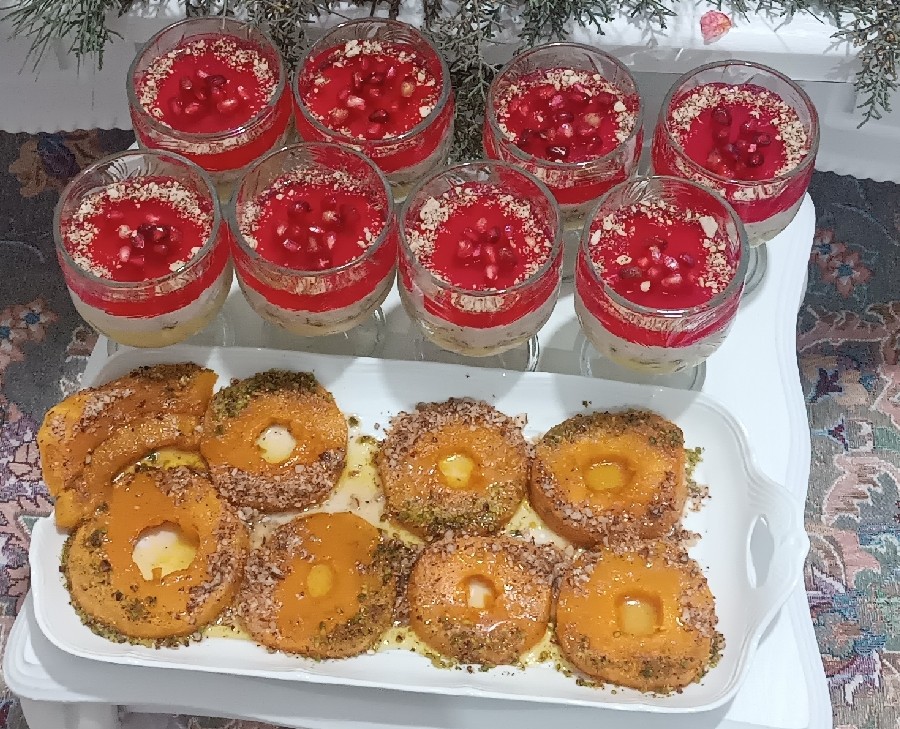 دسر کدو حلوایی 
دسر پاناکوتا با رویه ژله 