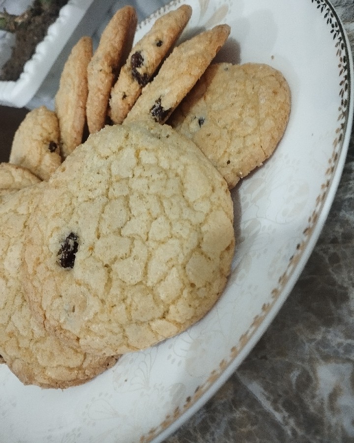 شیرینی کشمشی 