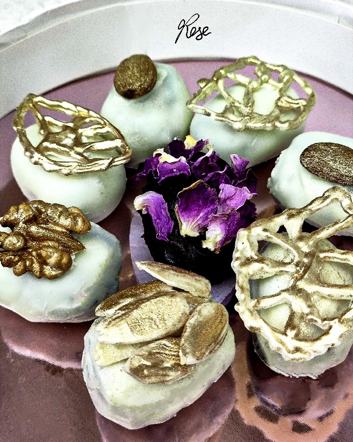 خرما شکلاتی