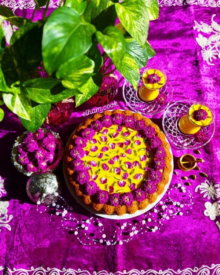 کیک‌ زعفرانی با کرم زعفرانی (کیک روز پدر)