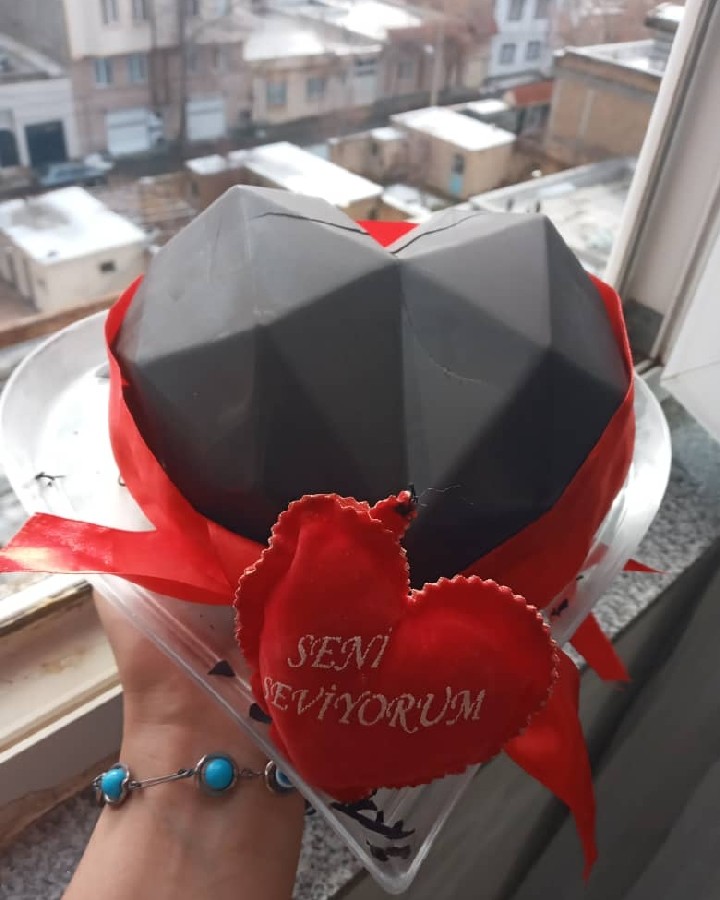 قلب شکلاتی سوپرایز