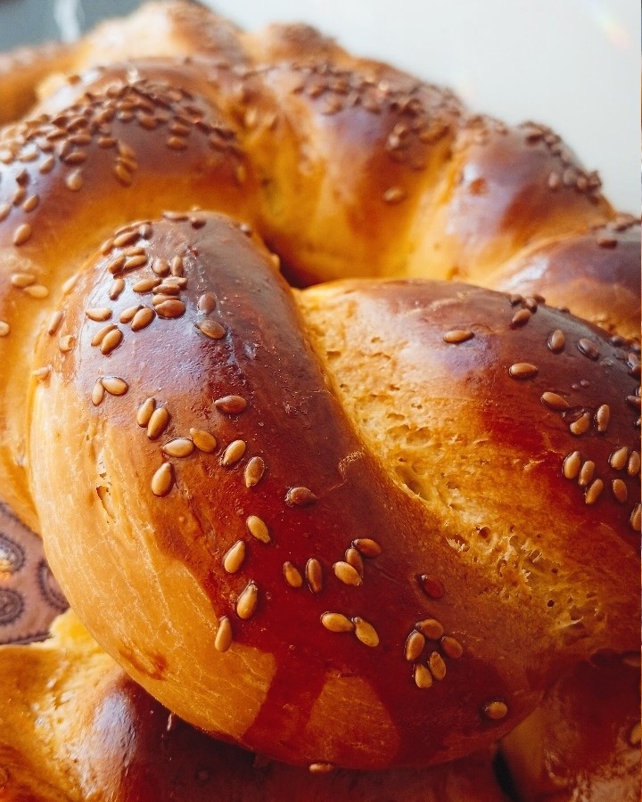 نان خوشمزمون