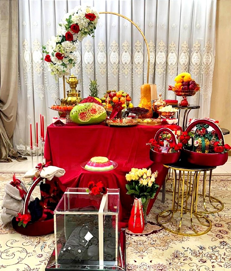 حکاکی هندوانه ،حکاکی کدو ،ژله تزریقی حکاکی میوه سفره ارایی شب یلدا گل ارایی