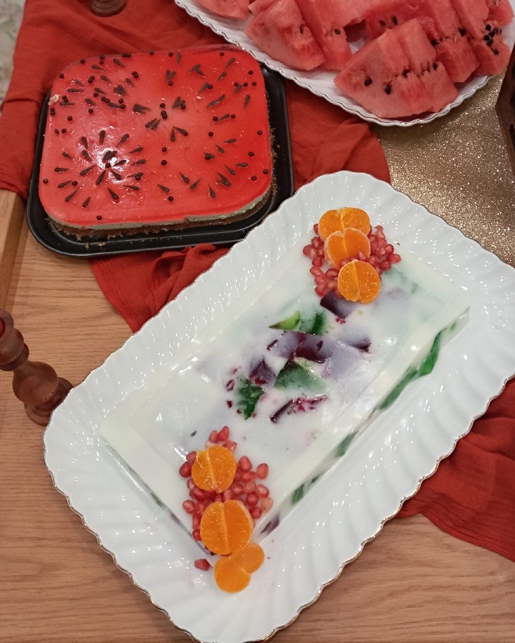 چیز کیک یلدایی وژله خورده شیشه