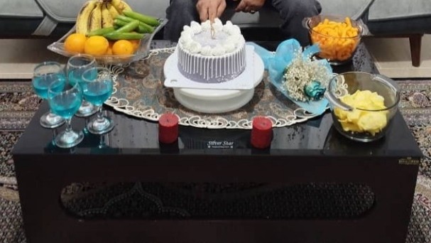 تدارکات روز مرد توسط گل پسر 