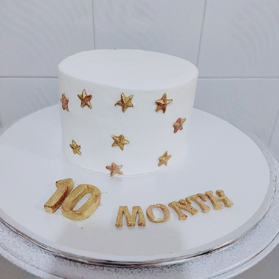 به وقت ده ماهگی