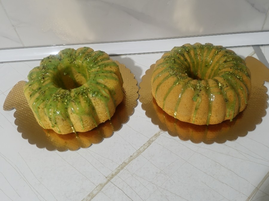 کیک زعفرون گردویی