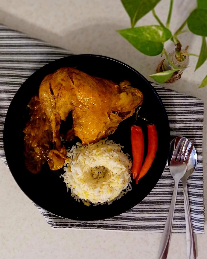 مرغ کاراملی