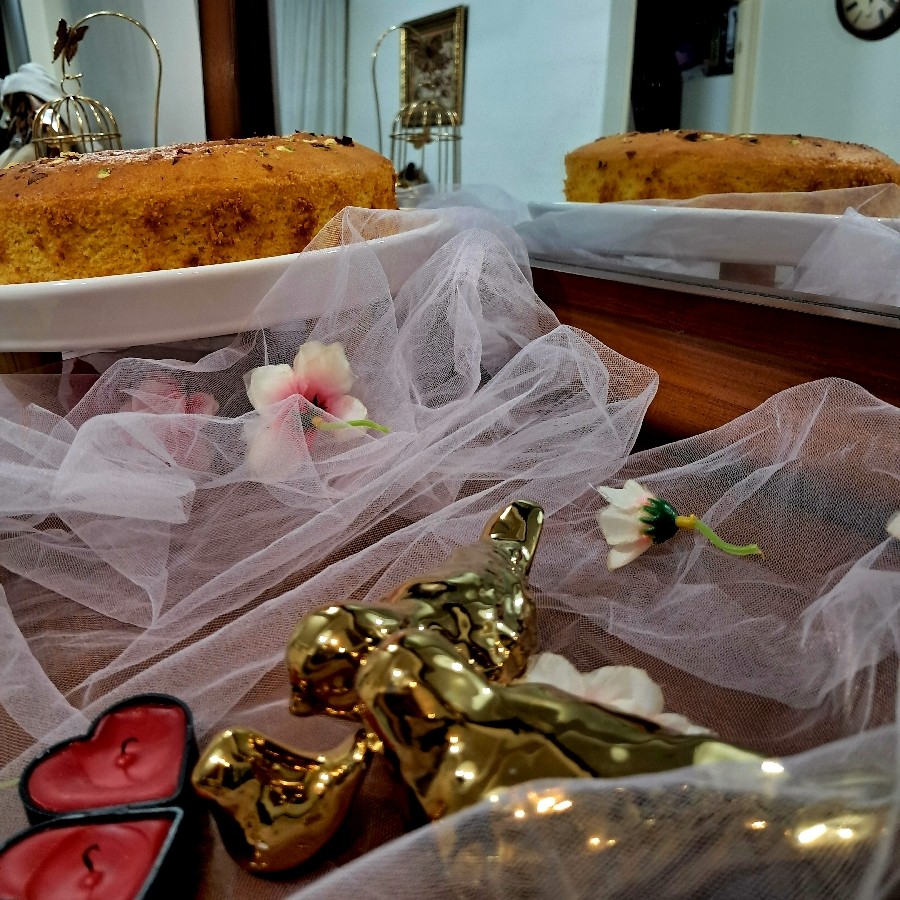 کیک زعفرانی