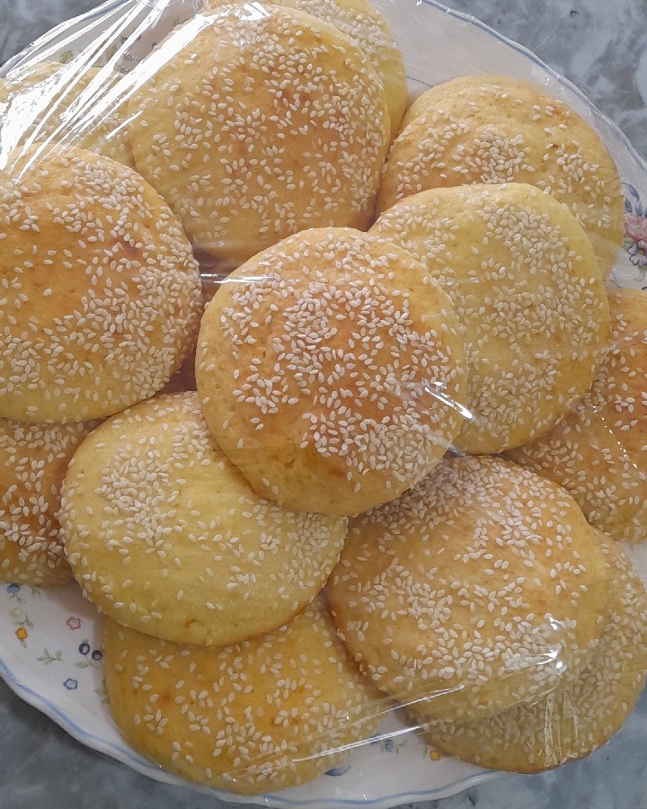 عکس کلوچه کنجدی