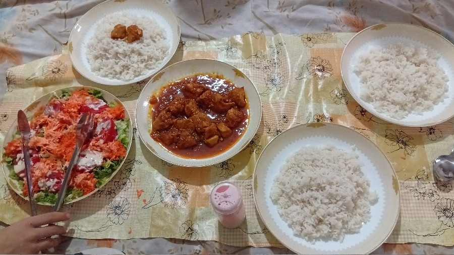 جوجه تابه ای با سس مخصوص 
