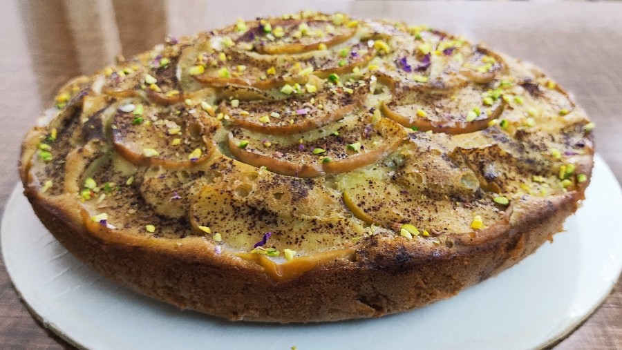 کیک سیب خیس