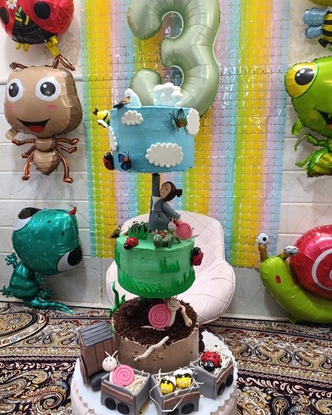 کیک تولد دختر عزیزم