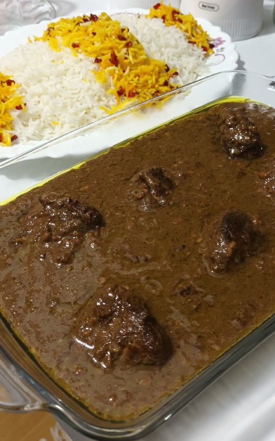 خورشت فسنجان
ورق بزن عزیزم 
