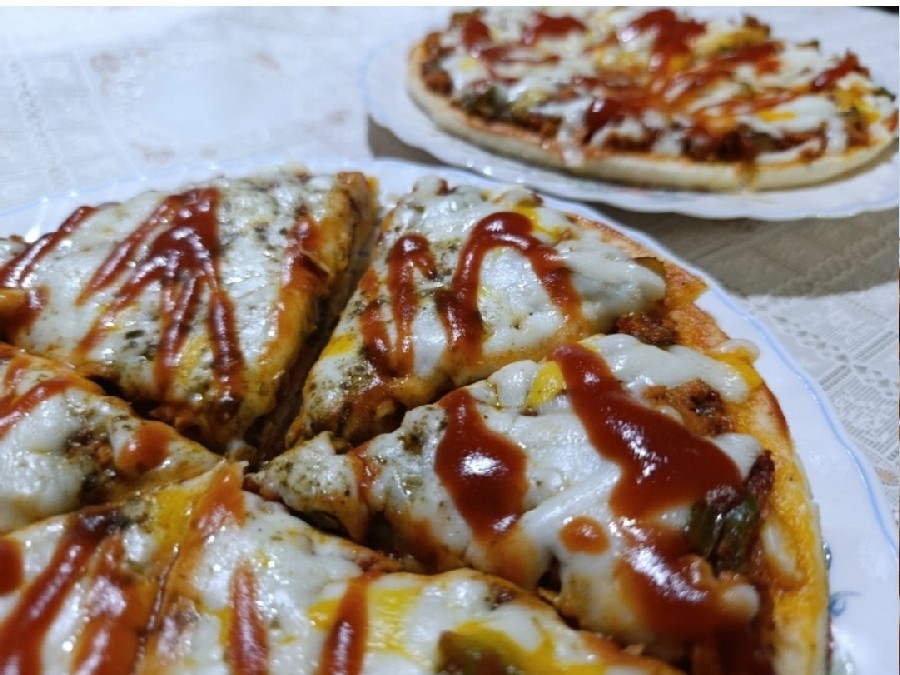 پیتزا گوشت و قارچ