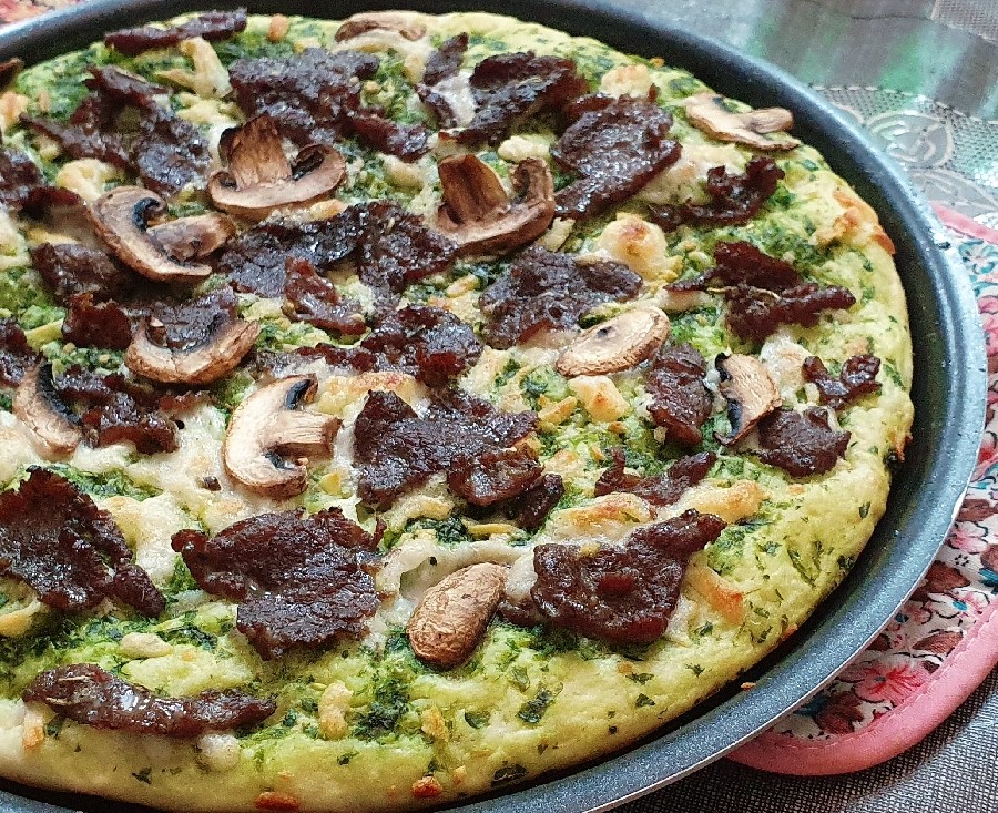 پیتزا سیر و استیک 