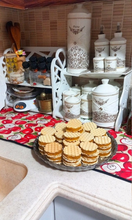 حلوای سه آرد مجلسی  
ورق_زدنی  