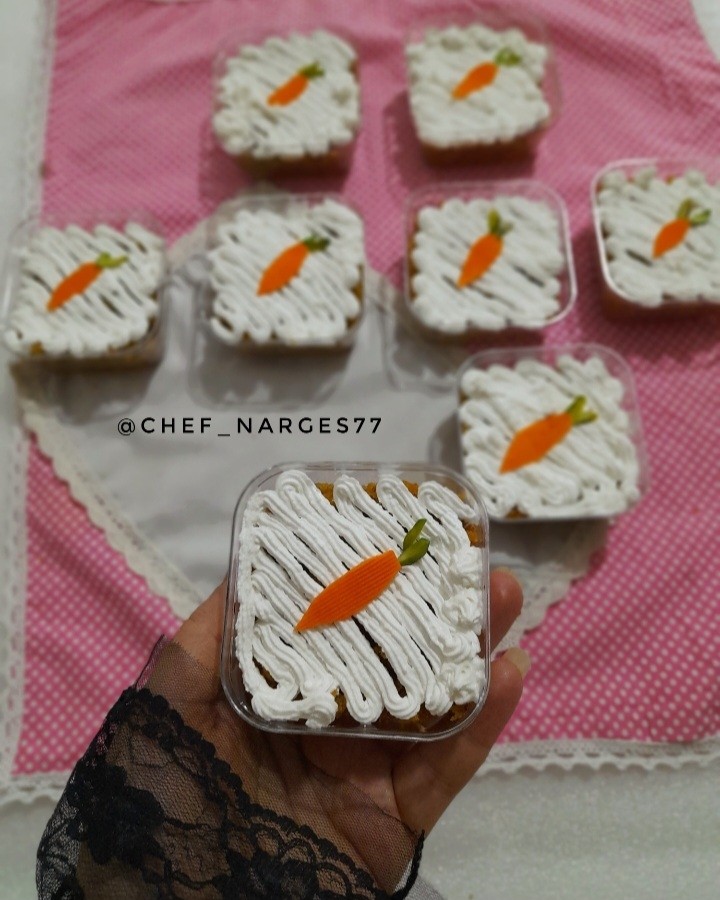 کیک هویج گردو بدون فر