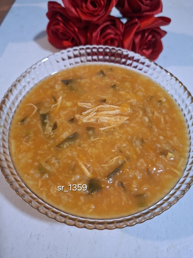 سوپ جو با مرغ (رژیمی)